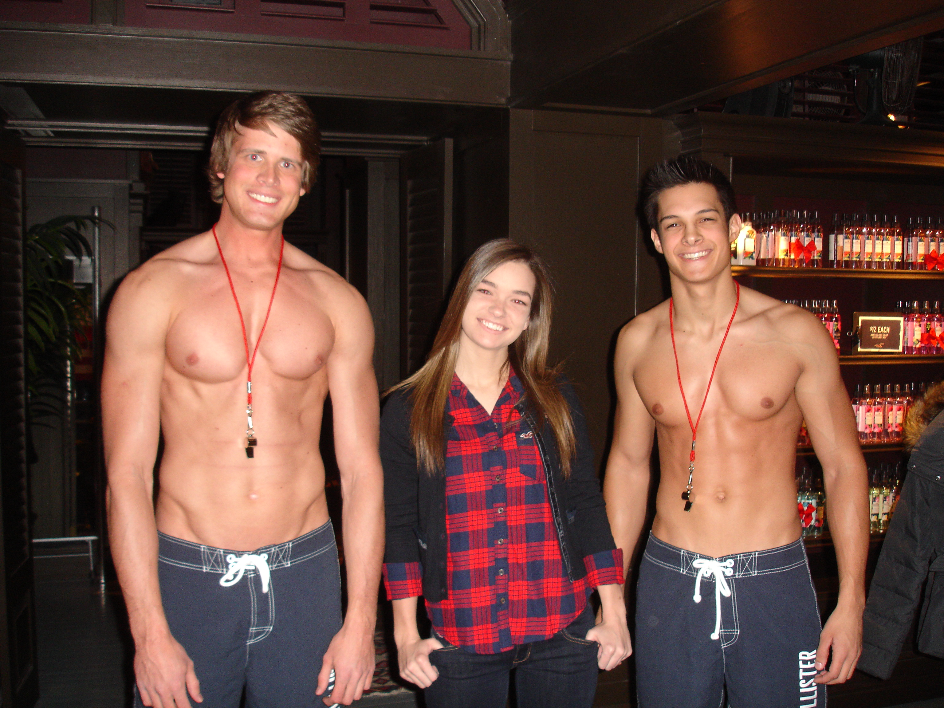 Hollister Application Model Forever 21 Application